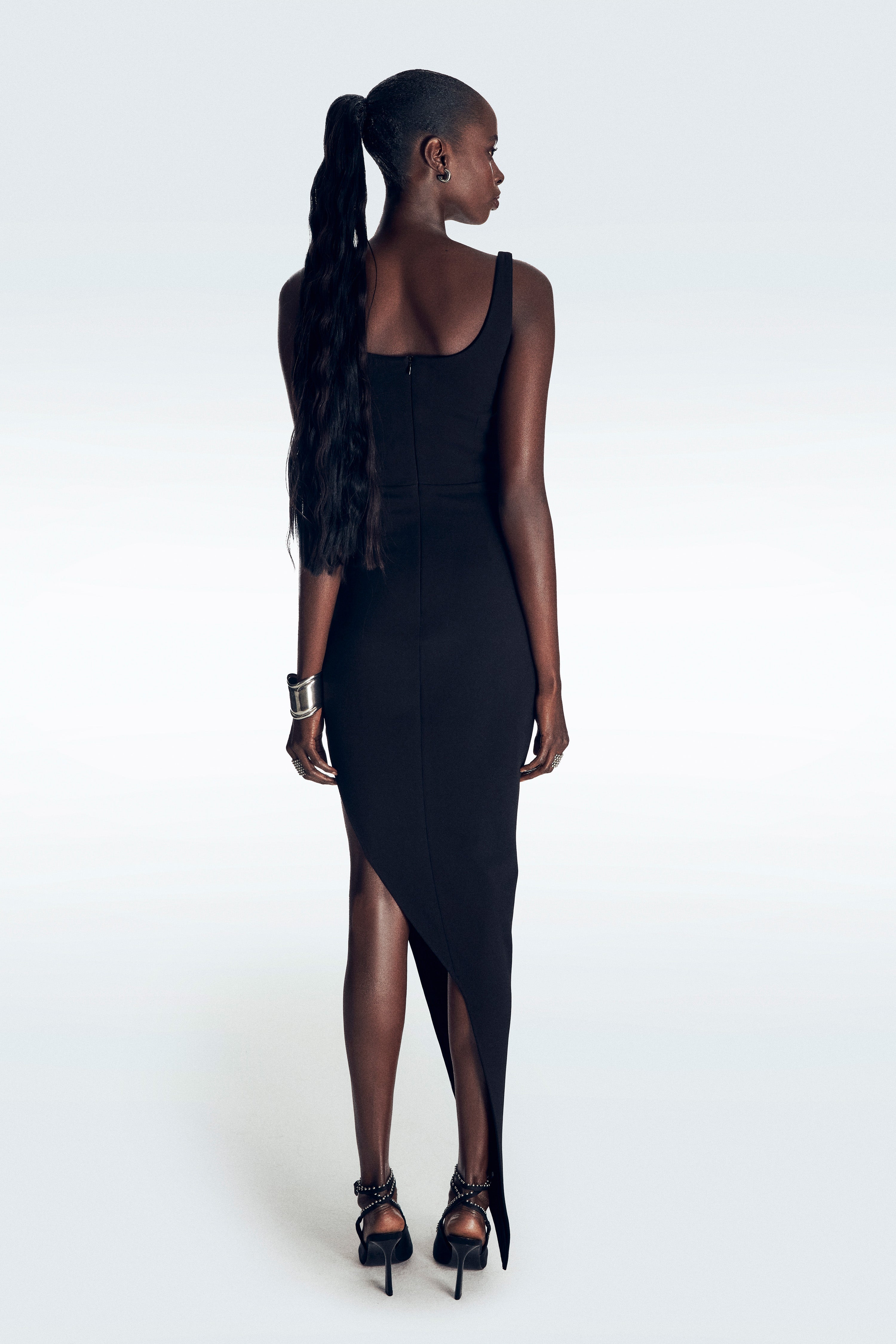 【未使用タグ付/即日発送】JOSEMOON SHINY DRAPE TOPS新品 Lyra Moon Dress – ZEYNEP TOSUN